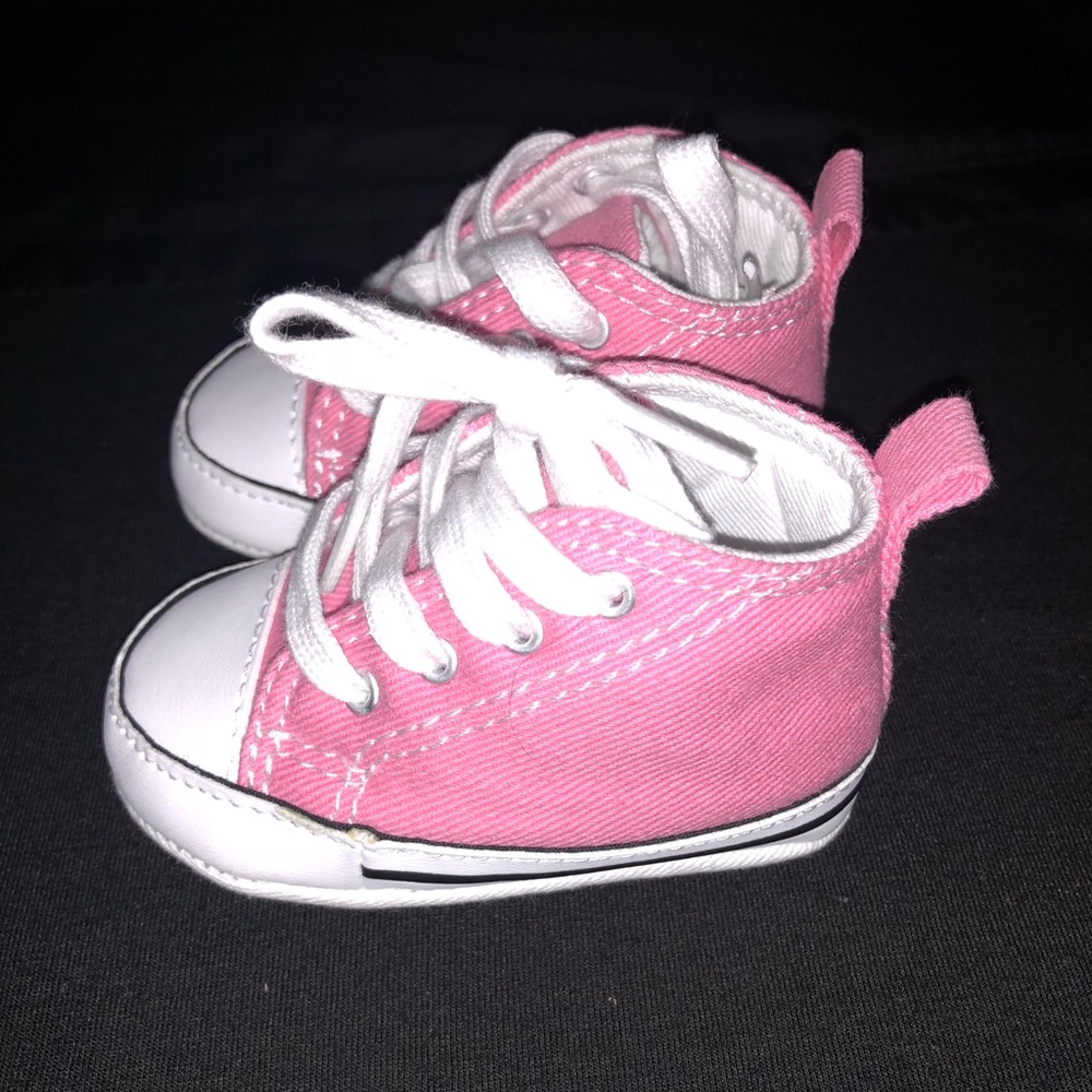 Pink Converse - Picture 2 of 3